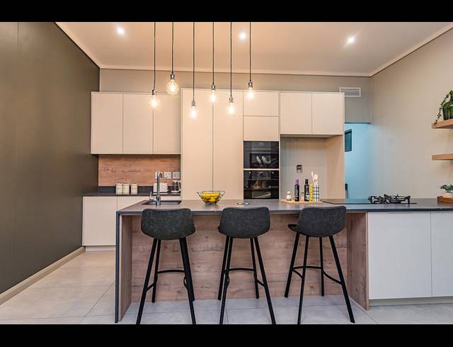 3 BEDROOM APARTMENT FOR SALE IN MIDSTREAM ESTATE